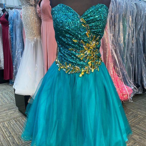 MAC DUGGAL SHORT DRESS - Picture 1 of 7